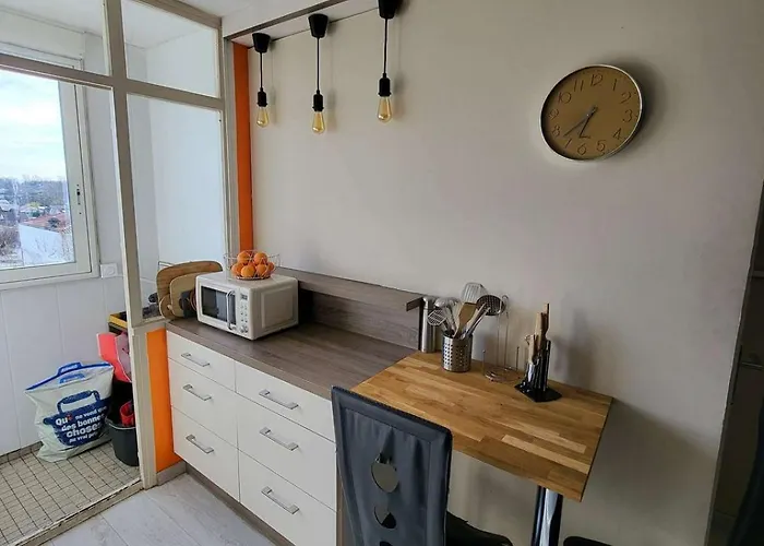 Private - Shared - Cenon- Tram A- Parking- C3-1 Apartman *